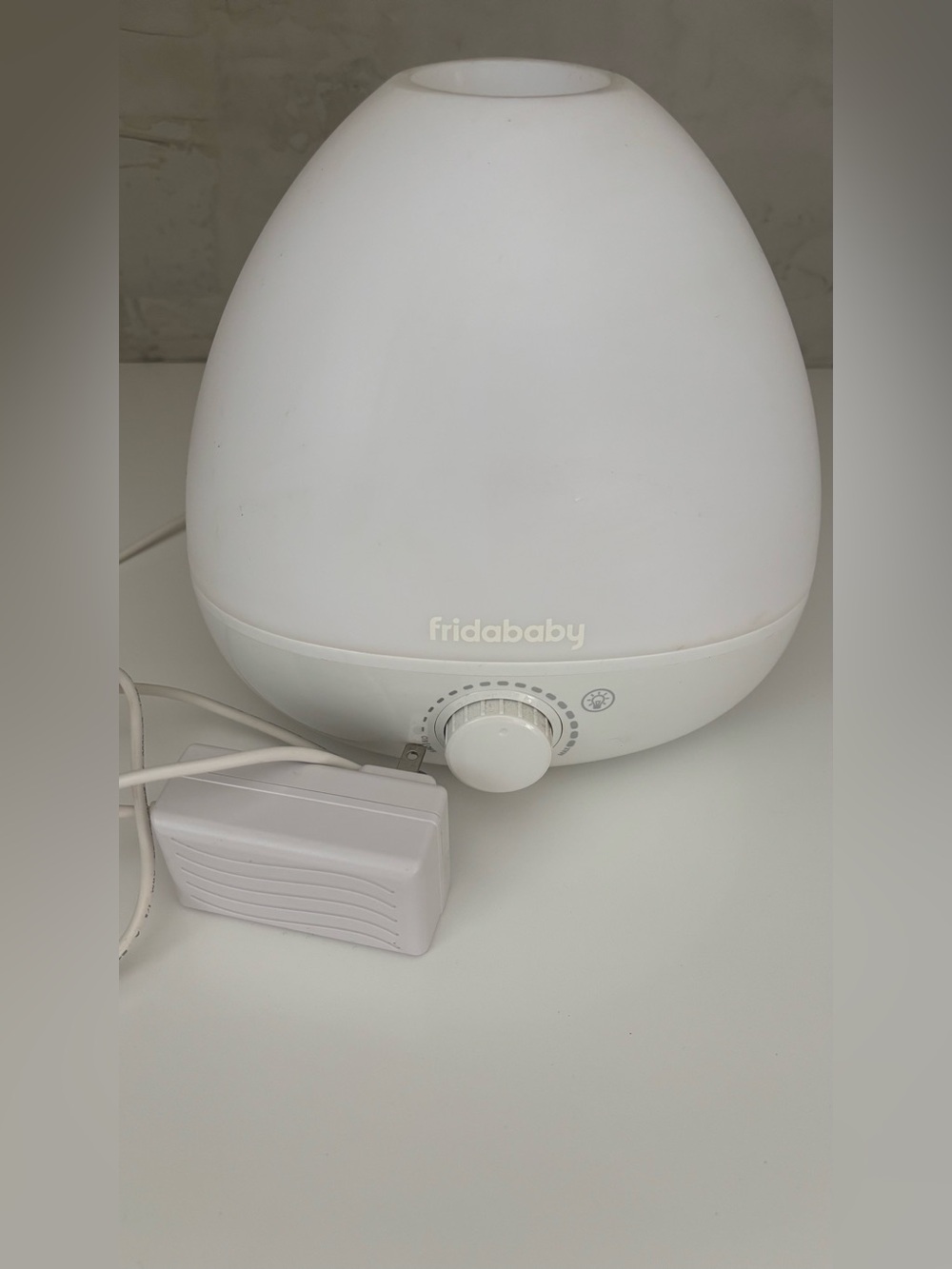 Frida Baby 3-in-1 Humidifier, Diffuser + Nightlight - Picture 2 of 2